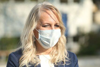 RADI DOBIJANJA PRAVE SLIKE Todorović: Svi sa respiratornim tegobama obavezno da se jave na pregled