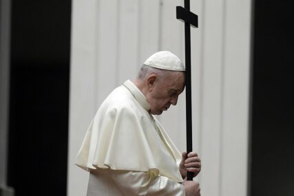 Nova PORUKA Pape Franje: Pripremimo se za budućnost u kojoj će se IZLIJEČITI NEPRAVDA