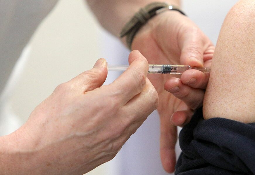 RANA FAZA TESTIRANJA Vakcina protiv korona virusa iz SAD pokazala prve znakove efikasnosti