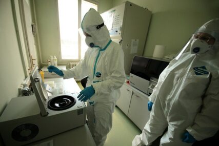 Prijavljeno devet smrtnih slučajeva: Korona virus potvrđen kod još četiri osobe u Srpskoj