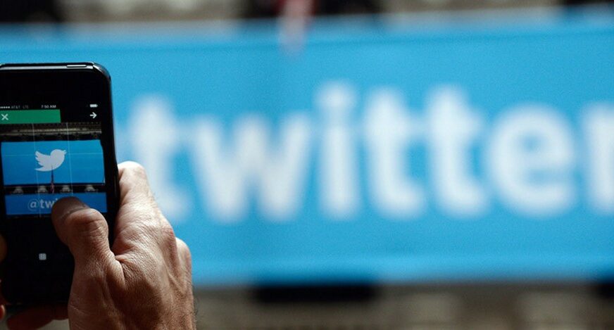 KRŠE NJIHOVU POLITIKU Tviter briše korisničke naloge koji šire teorije zavjere