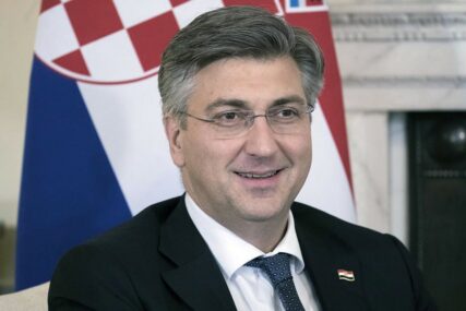 U parlament ušao na SPOREDNI ULAZ: Premijer Hrvatske NEGIRA da je izbjegavao demonstrante