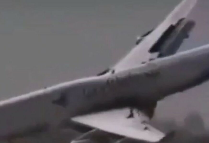 HRABROST ILI LUDOST? Snimak slijetanja ovog aviona ŠOKIRAO SVE