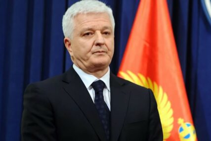 Bivša crnogorska Vlada u tehničkom mandatu podijelila 119 DRŽAVNIH STANOVA