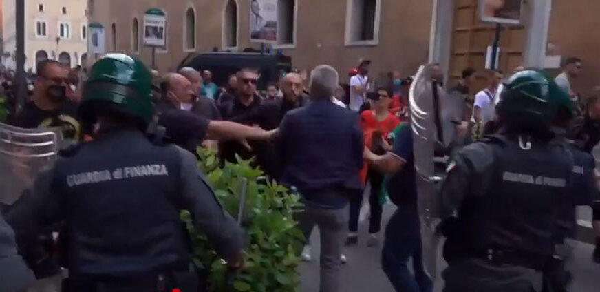 “OSTAVILI SU NAS DA UMREMO” Stotine ljudi protestovalo u Rimu (VIDEO)