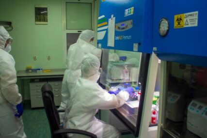 ZVANIČNICI SRPSKE NA OTVARANJU Početak rada laboratorije za dijagnostiku korona virusa (FOTO)