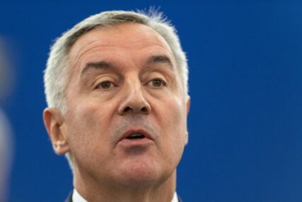 GRAĐANI ĆE IMATI PRILIKU DA SE IZJASNE Đukanović očekuje održavanje izbora do kraja septembra