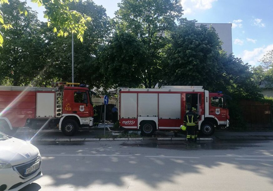 BUKTINJA U BANJALUCI Gori objekat nekadašnjeg Hard rok kafea (FOTO)