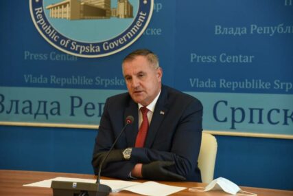 "POLITIČKI GAF" Višković kaže da je ponašanje Staše Košarca nedopustiva greška