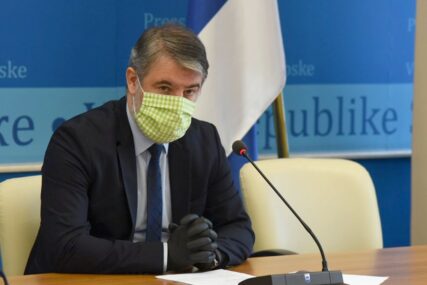 „ODLIČNA ORGANIZACIJA“ Šeranić zadovoljan kako je bolnica „Srbija“ odgovorila epidemiji