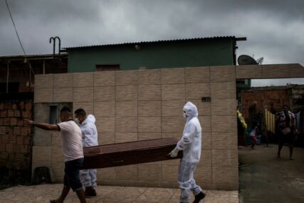 SITUACIJA NIJE DOBRA U Brazilu umrlo još 965 ljudi od korone, broj zaraženih premašio 347.000