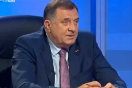 ZAHVALAN NARODU Dodik: Srpska je bez i jedne marke međunarodne pomoći završila sve svoje obaveze