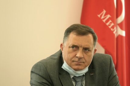 NE DOZVOLJAVA DA BUDE PREGLASAN Dodik pokrenuo zaštitu vitalnog nacionalog interesa