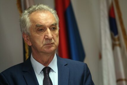 "CILJEVI SLIČNI, ALI POLITIKE RAZLIČITE" Šarović poručio da još nema imena zajedničkih opozicionih kandidata za izbore