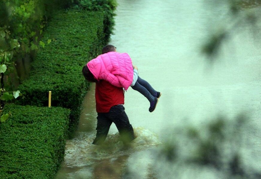 BANJALUKA PRIJE ŠEST GODINA Stravični prizori poplava se ne zaboravljaju (FOTO)