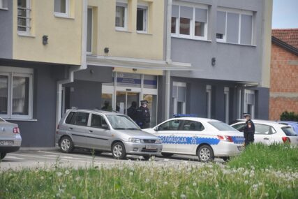 Uhapšeni dileri iz Prijedora: Policija oduzela 720 grama marihuane i manju količinu kokaina