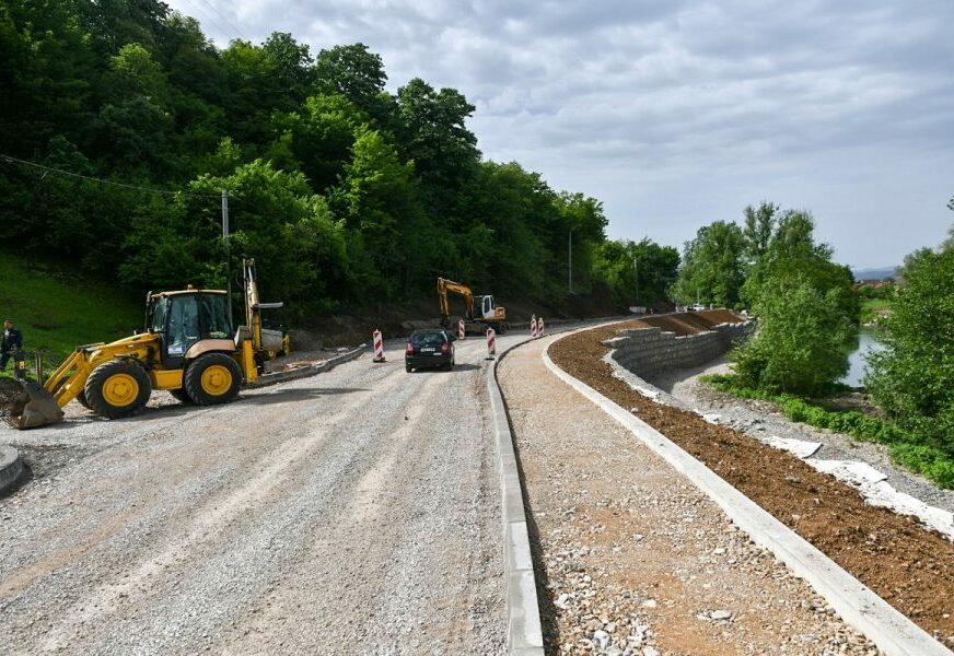 NOVA DIONICA PUTA Završni sloj asfalta u Priječanima za 15 dana