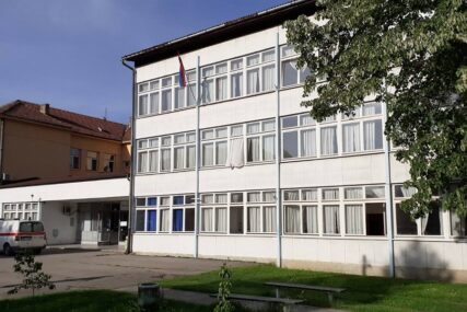 Sa LAŽNIM DIPLOMAMA do posla u Srednjoškolskom domu: Otkrivena dva slučaja falsifikovanih diploma u Banjaluci