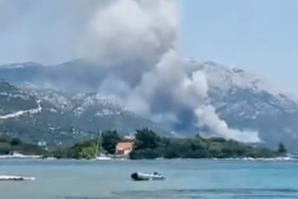VELIKI POŽAR U HRVATSKOJ Jak vjetar otežava gašenje stihije, VATRA PRIJETI KUĆAMA (VIDEO)