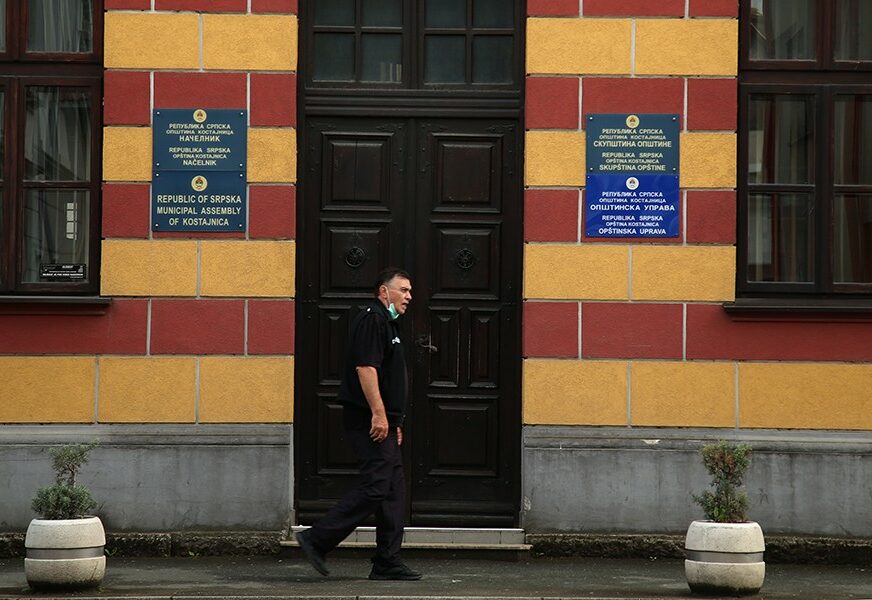 NASTAVLJEN RAT SDS i PDP U KOSTAJNICI Koalicioni dogovori ne vrijede na lokalu