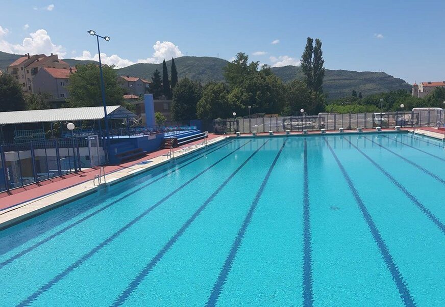 POČINJE SEZONA KUPANJA Olimpijski bazen spreman za posjetioce