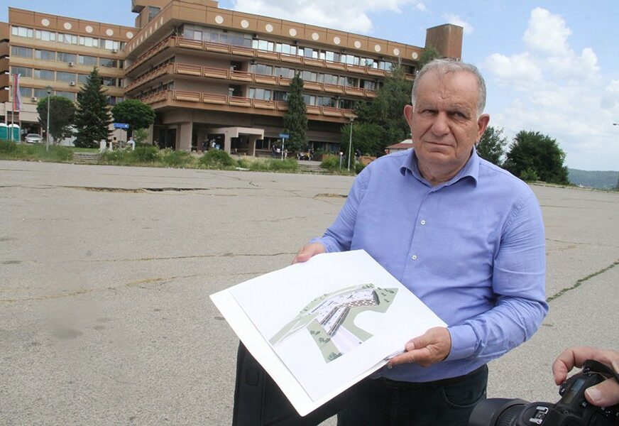 “NEMA KLIZIŠTA, TEREN SE NE POMIJERA” Projektant o spornoj izgradnji parkinga na Paprikovcu