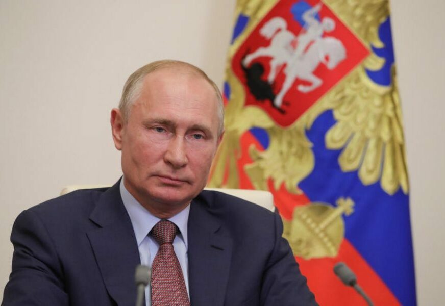„SVI REZULTATI NEGATIVNI“ Putin kaže da se redovno testira na korona virus