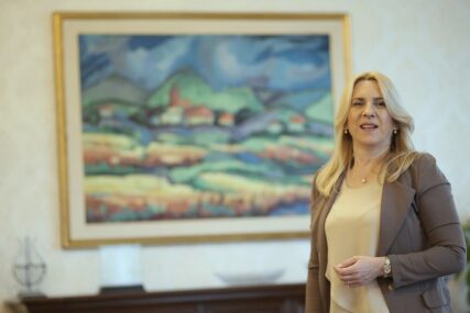 "PONOS REPUBLIKE SRPSKE" Predsjednica čestitala Đorđu Periću odličan plasman na takmičenju harmonikaša (FOTO)