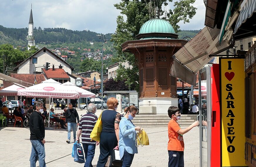 VIRUS NE MIRUJE U Kantonu Sarajevo NOVIH 49 SLUČAJEVA ZARAZE koronom