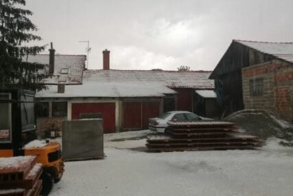 OLUJA U HRVATSKOJ Padao grad veličine lješnika (VIDEO)
