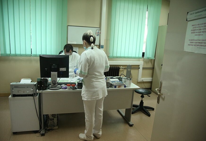NEMA NESTAŠICE Vlada Srbije saopštila da u zalihama ima više od 260.000 PCR TESTOVA