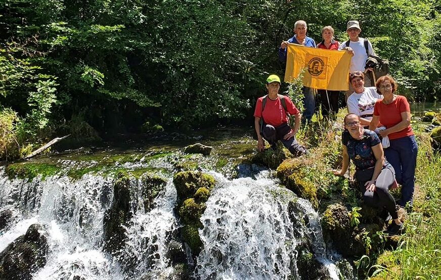 IZLET Planinari iz Kozarske Dubice posjetili krajiške PRIRODNE LJEPOTE