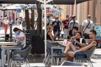 KRŠE MJERE Na Majorki zatvaraju barove i restorane zbog bahatih turista