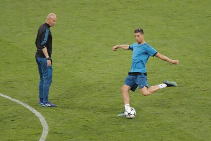 TRANSFER BOMBA OD KOJE STAJE DAH Ronaldo i Zidan zajedno u Njukaslu