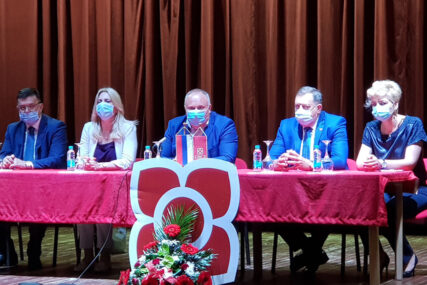 Željka Cvijanović: Pobjeda SNSD na lokalnim izborima važna za BOLJI ŽIVOT Teslićana