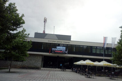 KINO PONOVO NE RADI Pogoršana epidemiloška situacija zaključala bioskop u Trebinju