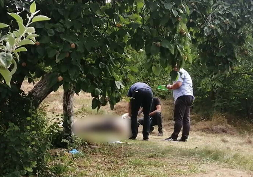 DETALJI JEZIVOG ZLOČINA Bračni par ubijen u dvorištu, tijela pronašao ŽRTVIN OTAC (FOTO)