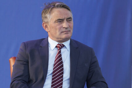 "Vojska Srpske bila bi teroristička grupa" Komšić kaže da mu Dodik igra po živcima, a da je Šarović u nekim stvarima tvrđi