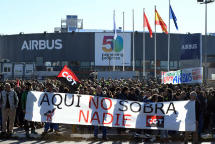 KOMPANIJA NAJAVILA OTKAZE Protest više hiljada radnika Erbasa u Španiji