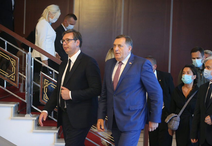 DODIK PORUČUJE “U dokumentu dostavljenom Vučiću nema nikakvih skrivenih namjera”