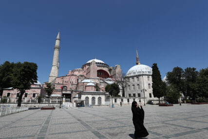 TURSKA JE OVO ZDANJE PROGLASILA DŽAMIJOM Erdogan: Prve molitve u Aja Sofiji 24. jula