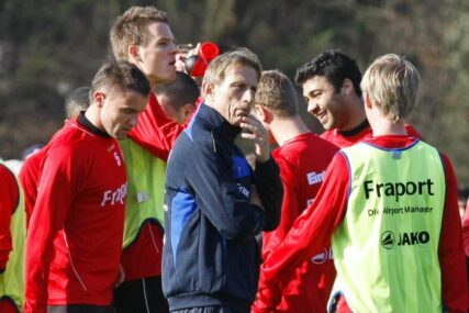 NEVJEROVATNA PRIČA Srpski fudbaler u prvom nastupu promijenio pravila UEFA