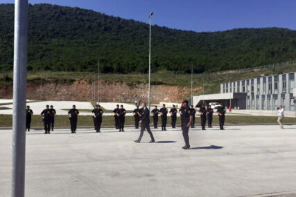 Muke tzv. državnog zatvora: Zovu ga "bosanski Alkatraz", a nema dovoljno čuvara