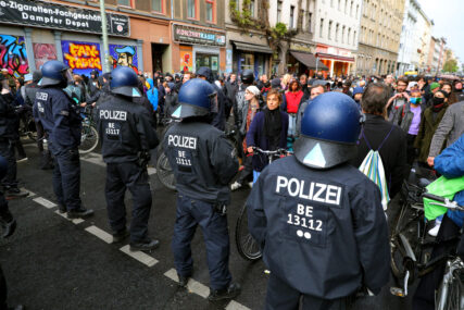 ZABRANJENE DEMONSTRACIJE PLANIRANE ZA VIKEND Organizatori protesta u Berlinu namjerno prekršili pravilo