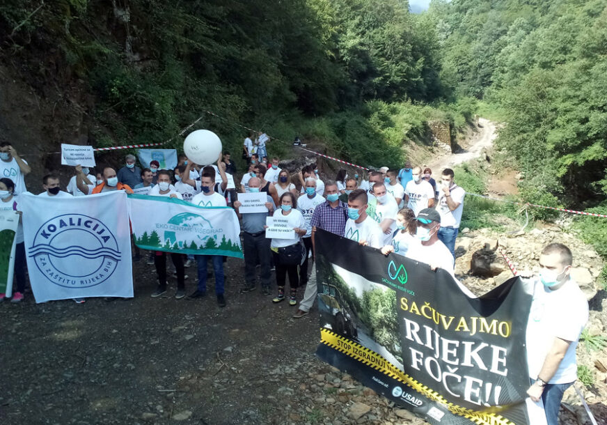 PROTEST U FOČI Građani protiv izgradnje malih hidroelektrana na Bjelavi