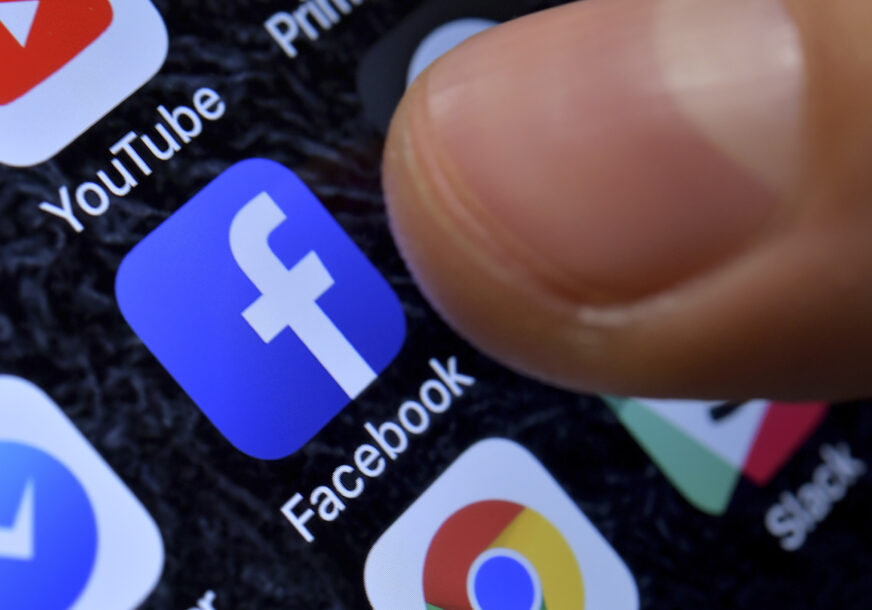 IZMIRIVANJE DUGA FRANCUSKOJ "Fejsbuk" plaća 104 miliona evra poreza