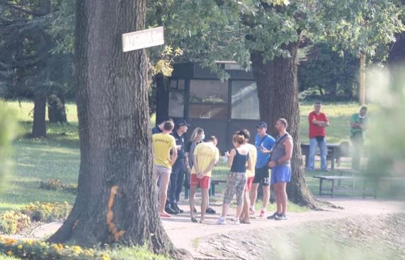 "MAJKA ČUPALA KOSU I JAUKALA" Svjedoci opisali potresne scene sa jezera u kojem se udavila braća