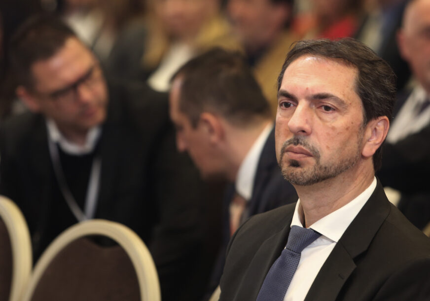 Marinko Čavara nezadovoljan intenzitetom sankcija "One će od Dodika napraviti heroja Srpske"