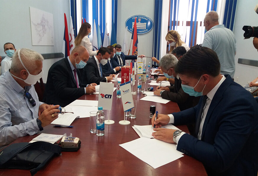 PODRŠKA MIRKU ĆURIĆU Devet stranaka potpisalo koalicioni sporazum u Trebinju
