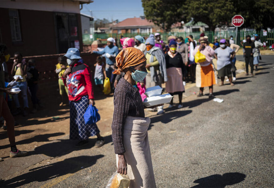 BLIŽE SE MILIONU U Africi za dan potvrđeno više od 15.000 zaraženih koronom